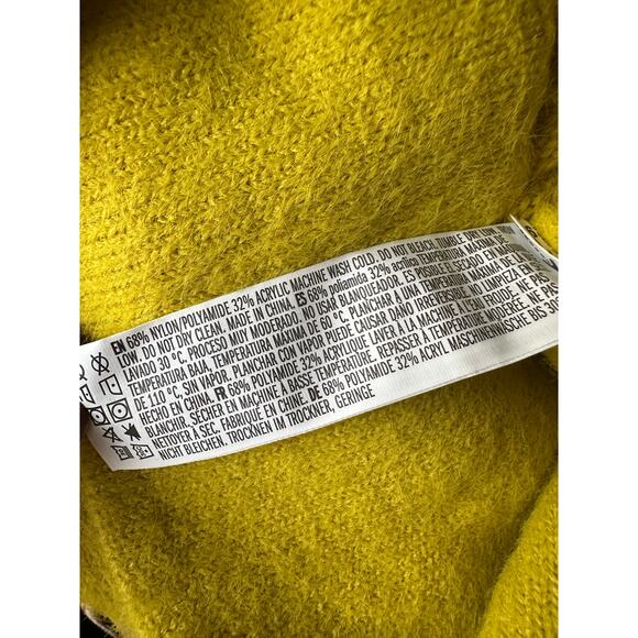 🌻 4/$25  Forever 21 Mohair-like Crop Top Sweater, Yellow, Women's Medium, NWOT - Picture 3 of 3